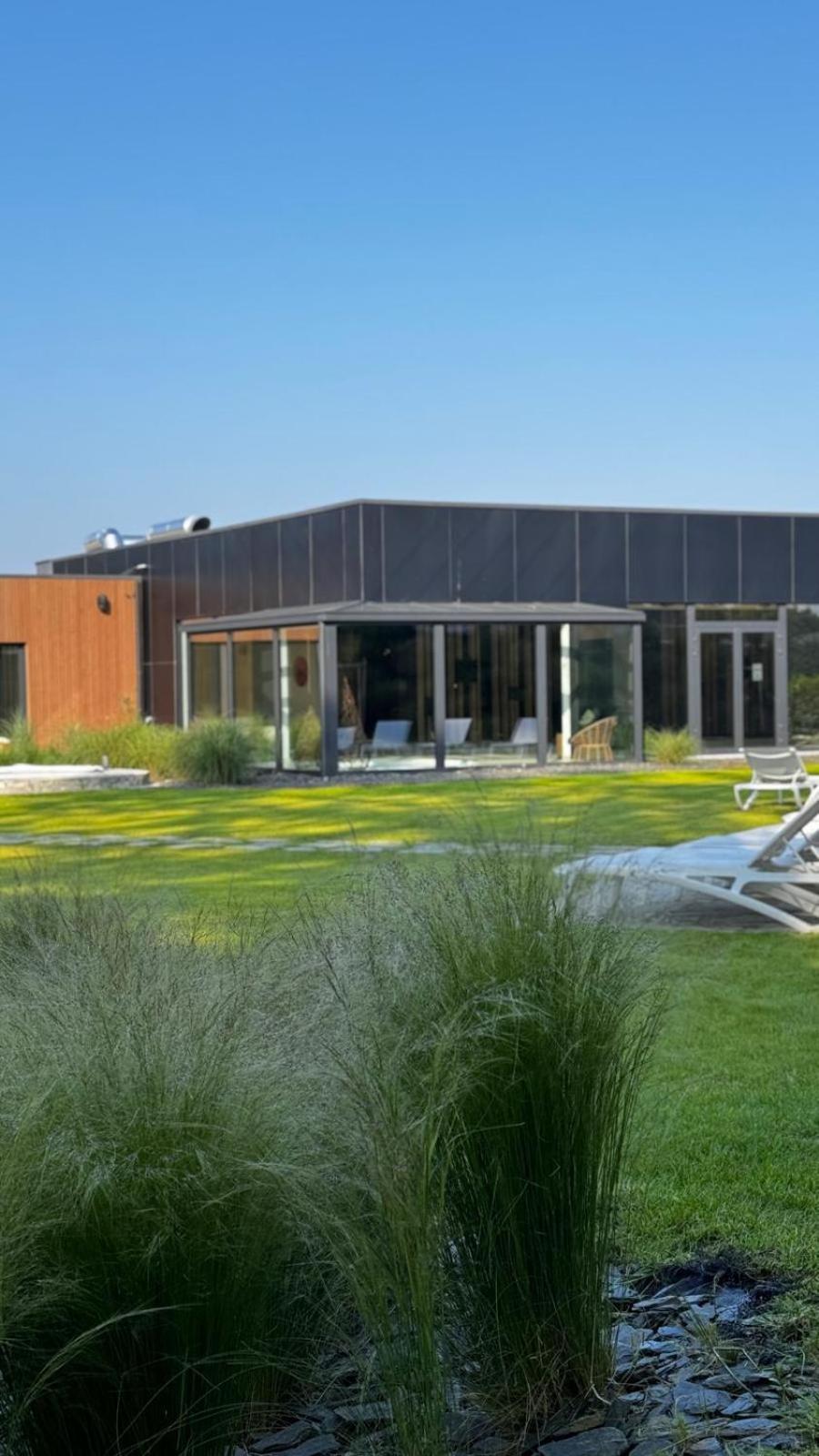 Domaine Des Thermes Awans Exterior photo